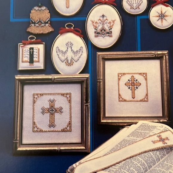 Christian Symbols Count Cross Stitch Patterns - Vintage - Book 3 - Picture 5 of 6